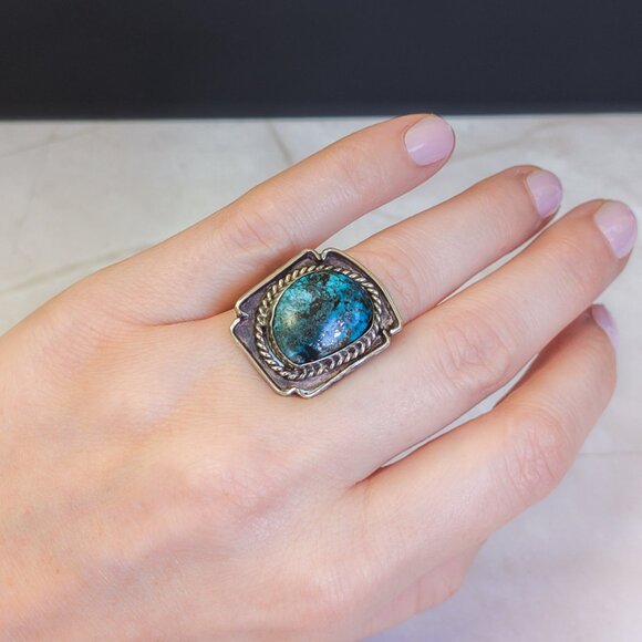 Vintage Sterling Turquoise Cabochon Ring – Southwest Style, Size 4.75 - Picture 4 of 4